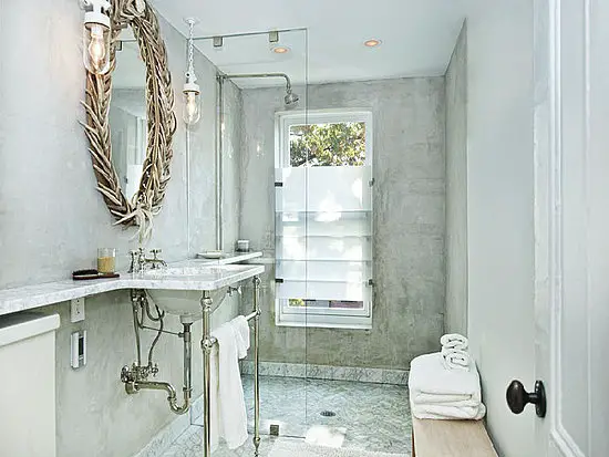salle de bain moderne en marbre