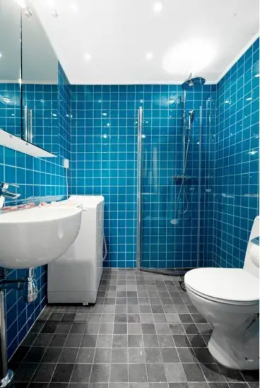 jolie salle de bain bleu