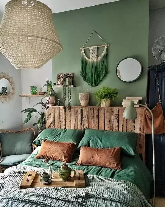 décoration chambre colorée verte
